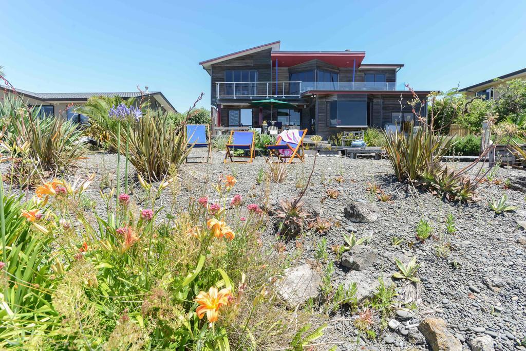 Absolute Beachfront B&B Napier Eksteriør billede