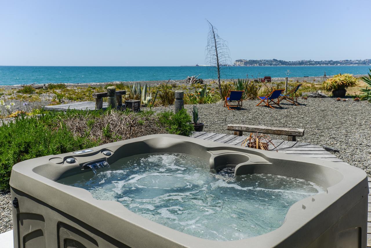 Absolute Beachfront B&B Napier Eksteriør billede